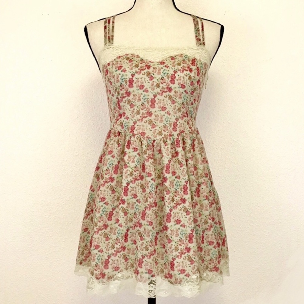 Sabrina Carpenter Floral Lace Cottage Dress